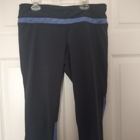Tangerine Womens Capri Leggings Pants 